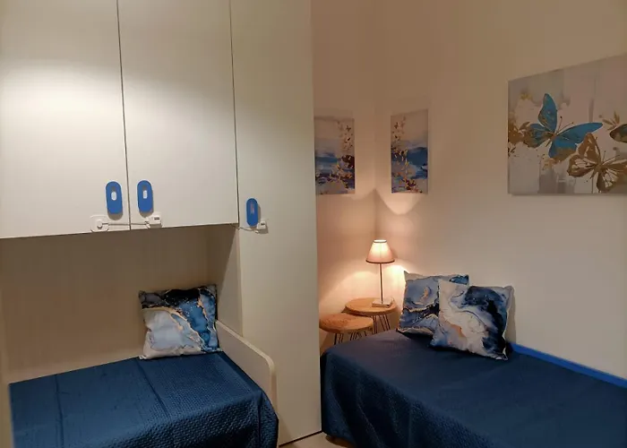 Le Di Esteca - Blue Dwelling